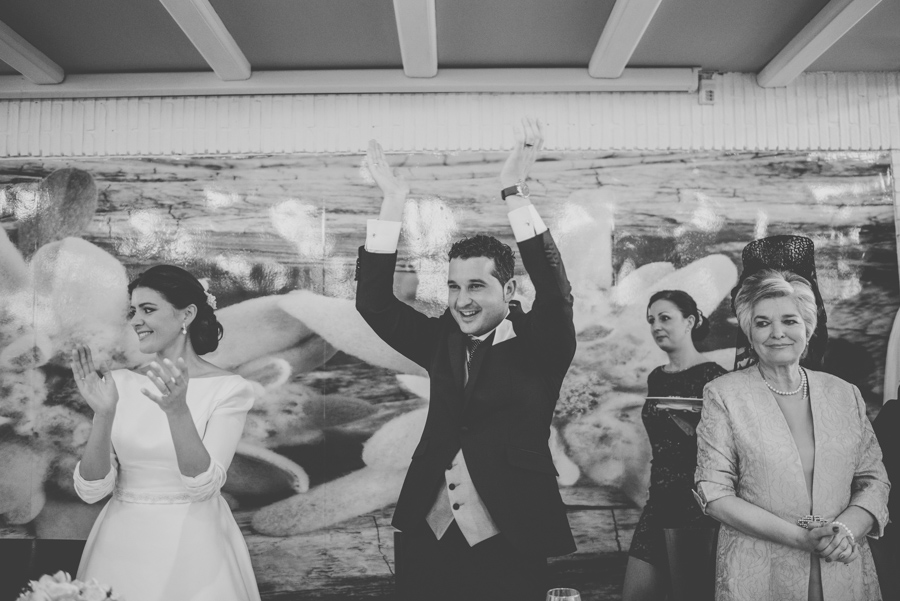 Fran Ménez. Fotógrafo de Bodas en Huescar. Iglesia Santa María La Mayor. Fotografías de Boda Yolanda y Jose 140