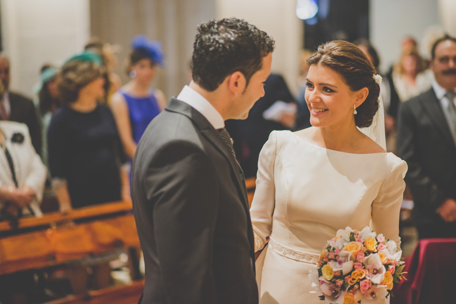 Fran Ménez. Fotógrafo de Bodas en Huescar. Iglesia Santa María La Mayor. Fotografías de Boda Yolanda y Jose 54