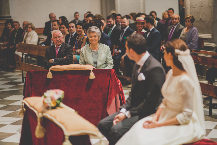Fran Ménez. Fotógrafo de Bodas en Huescar. Iglesia Santa María La Mayor. Fotografías de Boda Yolanda y Jose 66