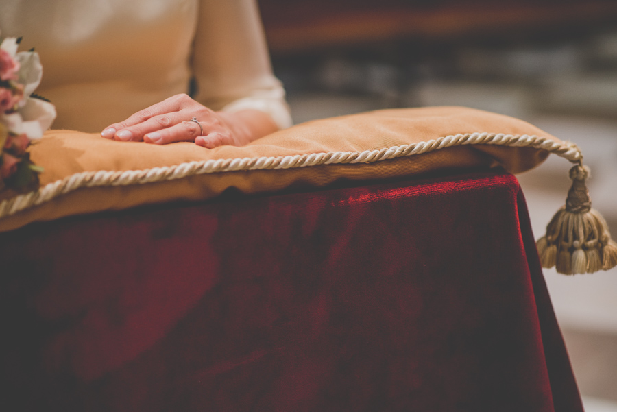 Fran Ménez. Fotógrafo de Bodas en Huescar. Iglesia Santa María La Mayor. Fotografías de Boda Yolanda y Jose 76
