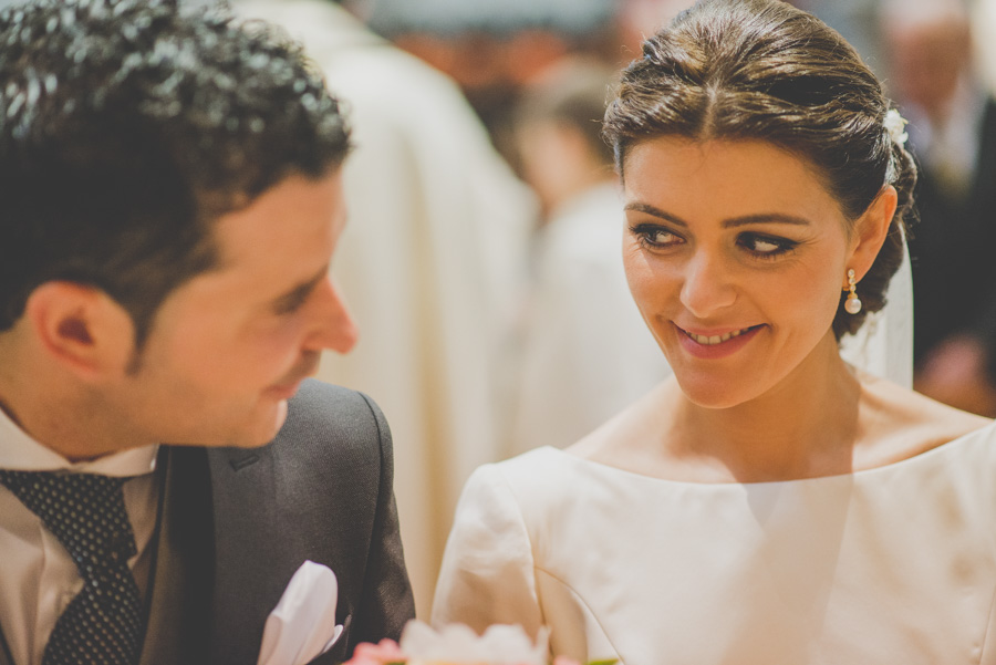 Fran Ménez. Fotógrafo de Bodas en Huescar. Iglesia Santa María La Mayor. Fotografías de Boda Yolanda y Jose 77