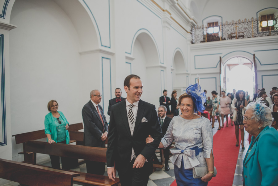 Isa y Justo. Boda en Santuario Virgen del Saliente. Velez Rubio, velez Blanco, Albox y Vera. Fotografo de Bodas 24