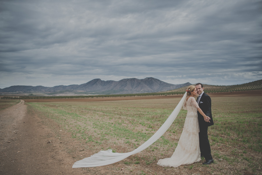 Isa y Justo. Boda en Santuario Virgen del Saliente. Velez Rubio, velez Blanco, Albox y Vera. Fotografo de Bodas 53