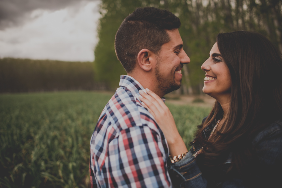 Pre Boda Marina y Angel. Fran Ménez Fotógrafo de Bodas en Granada. Reportajes Naturales 12