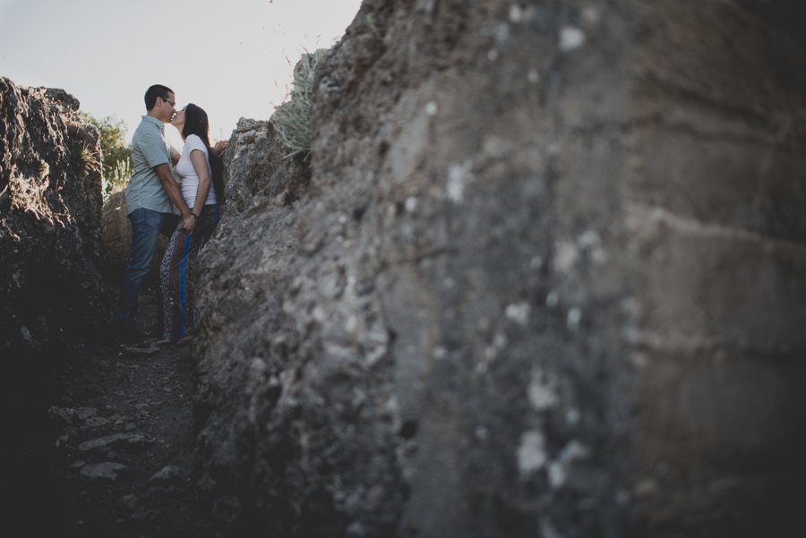 Fotografias de Pre Boda en las Trincheras de Alfacar. Laura y Cesar. Fran Ménez Fotógrafo