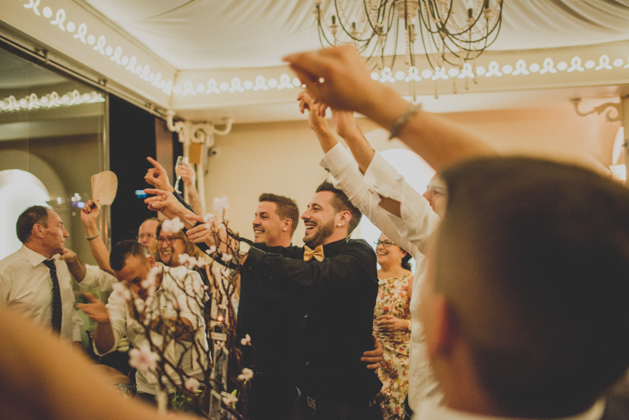 boda-en-iglesia-san-pedro-y-san-pablo-boda-en-el-carmen-de-los-chapiteles-angel-y-marina-109