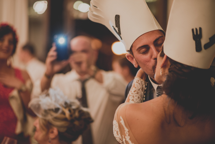 boda-en-iglesia-san-pedro-y-san-pablo-boda-en-el-carmen-de-los-chapiteles-angel-y-marina-114