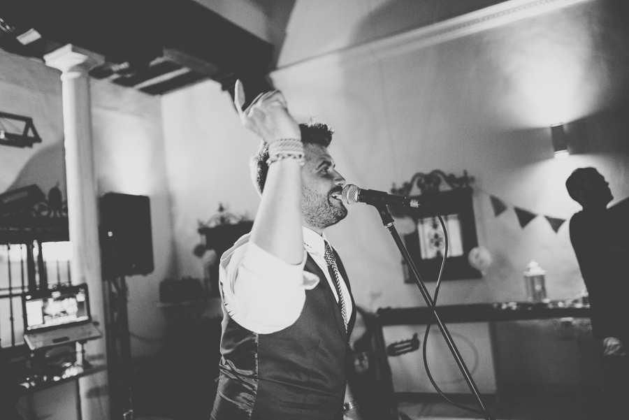 boda-en-iglesia-san-pedro-y-san-pablo-boda-en-el-carmen-de-los-chapiteles-angel-y-marina-124