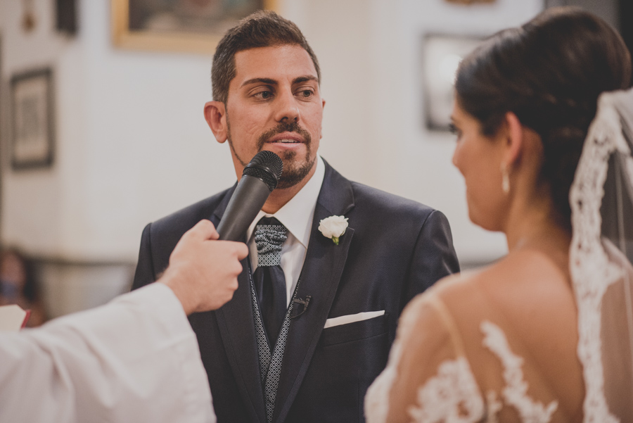 boda-en-iglesia-san-pedro-y-san-pablo-boda-en-el-carmen-de-los-chapiteles-angel-y-marina-31