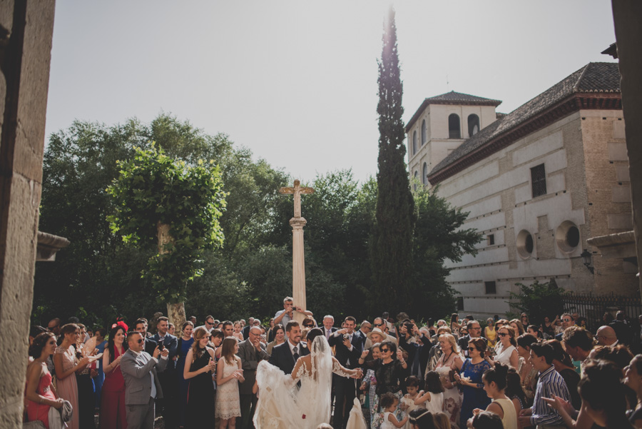 boda-en-iglesia-san-pedro-y-san-pablo-boda-en-el-carmen-de-los-chapiteles-angel-y-marina-45