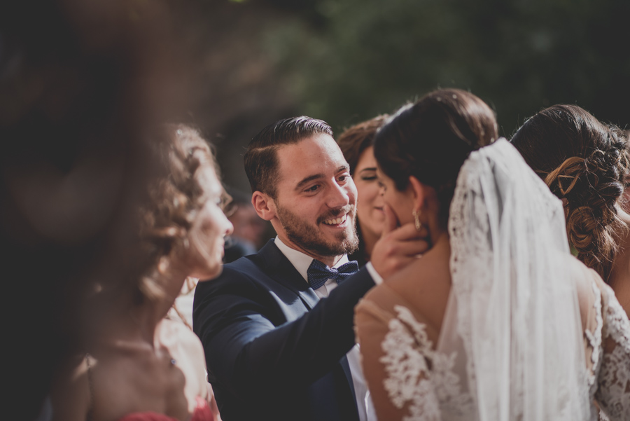 boda-en-iglesia-san-pedro-y-san-pablo-boda-en-el-carmen-de-los-chapiteles-angel-y-marina-49