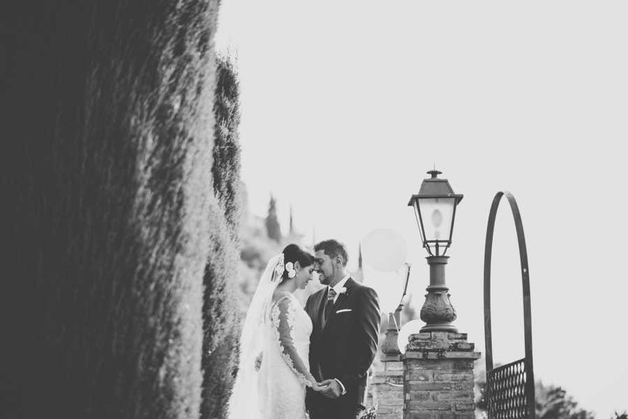 boda-en-iglesia-san-pedro-y-san-pablo-boda-en-el-carmen-de-los-chapiteles-angel-y-marina-55