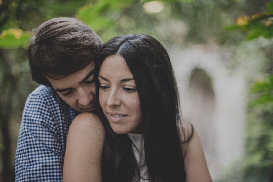 pre-boda-en-la-alhambra-fotografo-granada-fran-menez-ana-y-javi-10