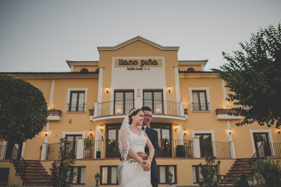 Boda en el Hotel Llano Piña, Loja, Granada. Fotógrafo de Bodas en Loja. Marina y Dani