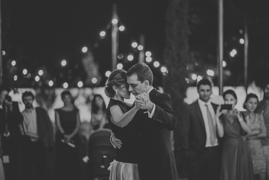 Boda en el Cortijo de Enmedio. Fotografias de Boda en el Cortijo de Enmedio. Fátima y Antonio. Fran Menez Fotógrafo de Bodas en Granada