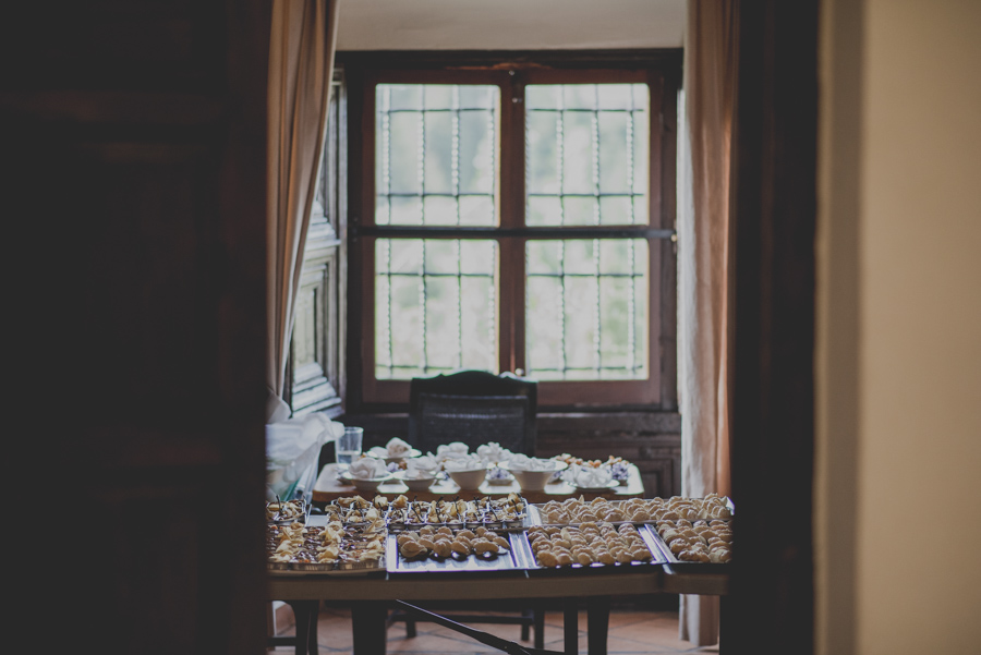 Fotografias de Boda en el Carmen de los Chapiteles. Fran Ménez Fotógrafo de Bodas en Granada. Boda de Lola y Jose