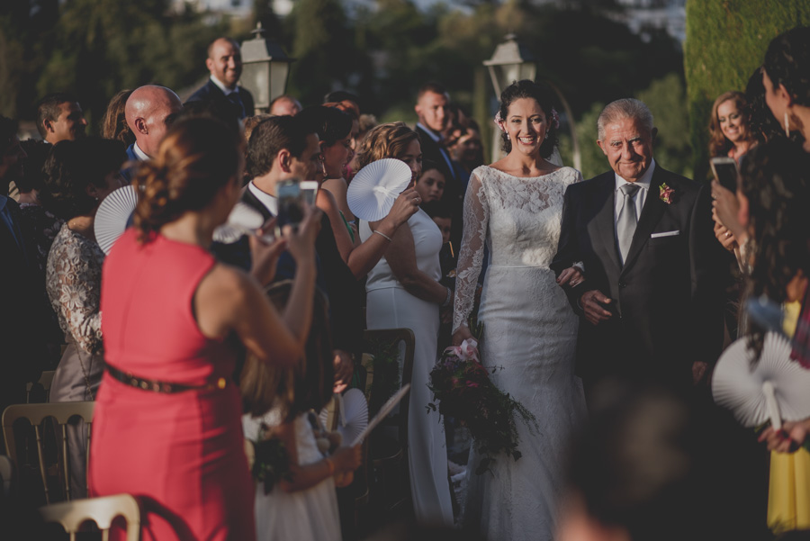 Fotografias de Boda en el Carmen de los Chapiteles. Fran Ménez Fotógrafo de Bodas en Granada. Boda de Lola y Jose