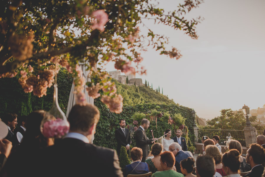 Fotografias de Boda en el Carmen de los Chapiteles. Fran Ménez Fotógrafo de Bodas en Granada. Boda de Lola y Jose