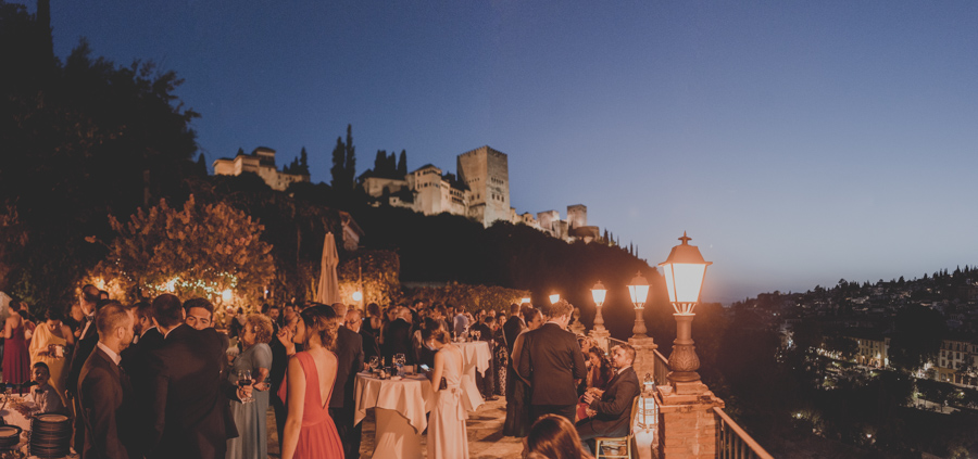 Fotografias de Boda en el Carmen de los Chapiteles. Fran Ménez Fotógrafo de Bodas en Granada. Boda de Lola y Jose