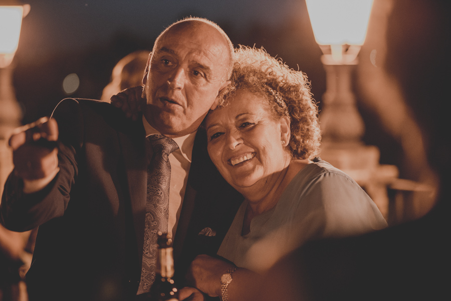 Fotografias de Boda en el Carmen de los Chapiteles. Fran Ménez Fotógrafo de Bodas en Granada. Boda de Lola y Jose