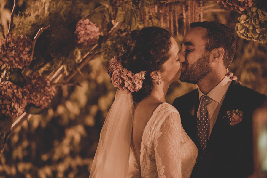 Fotografias de Boda en el Carmen de los Chapiteles. Fran Ménez Fotógrafo de Bodas en Granada. Boda de Lola y Jose