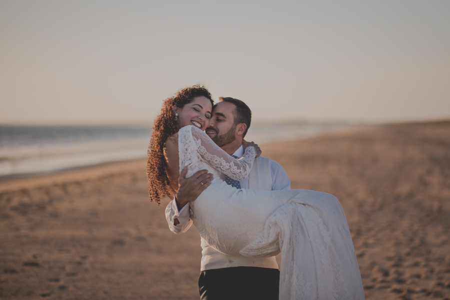 Post Boda en Punta Umbría, Huelva. Fotógrafo de Bodas en Huelva. Fran Ménez Wedding Photographer in Huelva. Wedding Photographer in Andalusia. Fran Ménez Fotógrafo