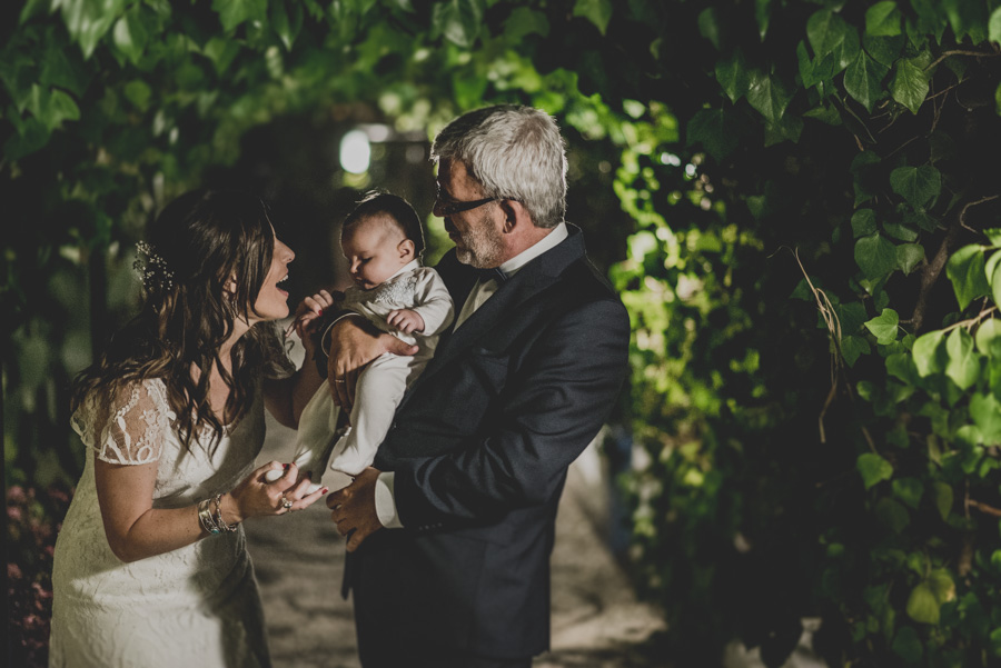 Fotografias de Boda en Iglesia Santa Ana y restaurante La Chumbera, Granada. Fran Ménez