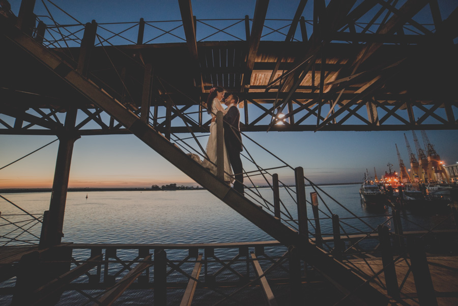 Post Boda en el Muelle del Tinto, Huelva. Fran Ménez fotógrafo de Bodas en Huelva