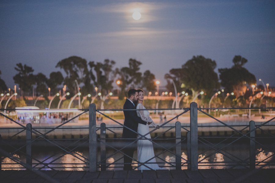 Post Boda en el Muelle del Tinto, Huelva. Fran Ménez fotógrafo de Bodas en Huelva