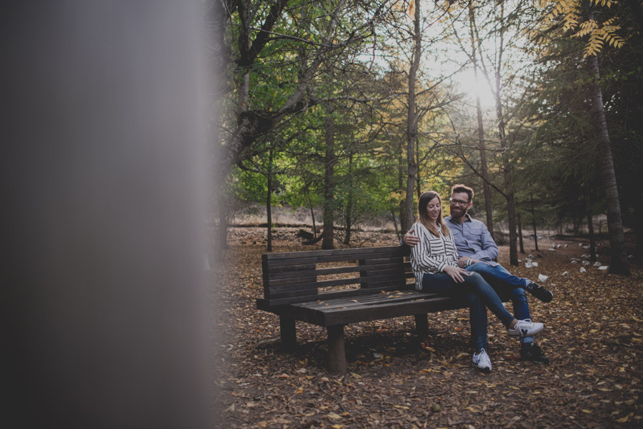 Pre Boda en la Alfaguara. Fran Ménez Fotógrafo de bodas en Granada. Fotografía Natural y diferente