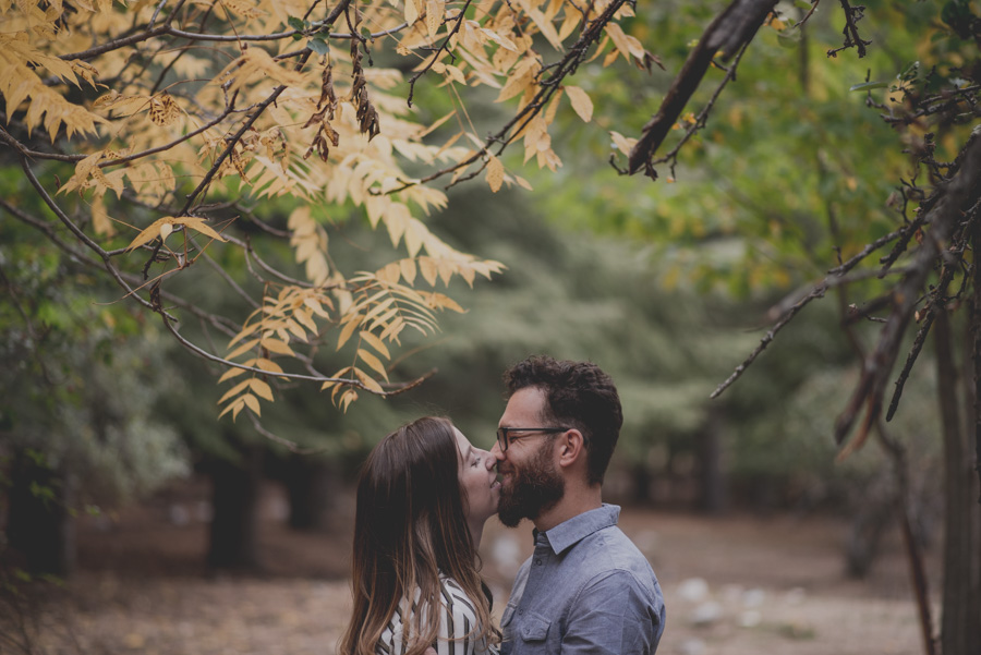 Pre Boda en la Alfaguara. Fran Ménez Fotógrafo de bodas en Granada. Fotografía Natural y diferente