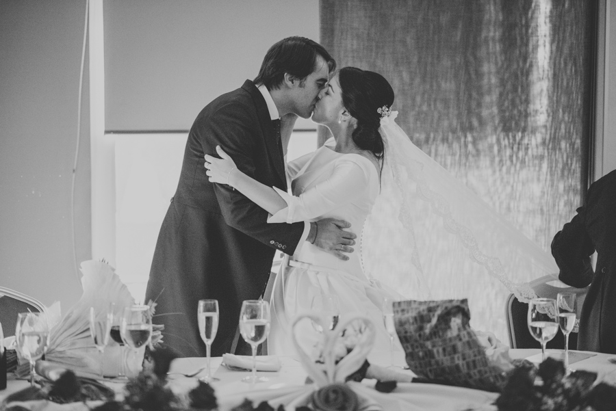 Boda en Alicun de Ortega. Fotografo de Bodas en Alicun de Ortega. Hotel Real de la Alhambra. Ana y Javi