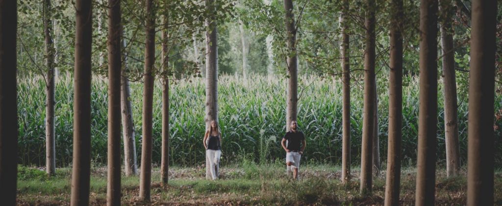 Pre-Boda-en-Granada-Reportaje-de-pareja-en-el-paseo-de-los-tristes-Fran-Ménez-Fotógrafo-de-Bodas-25
