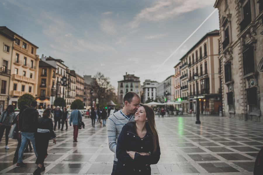 Pre Boda en el Albaicin y Granada. Irene y Peter. Fran Ménez Fotógrafo en Granada 30