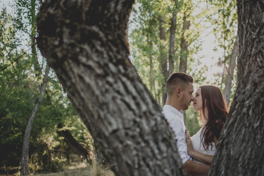 Alicia y Juan. Pre Boda en el Bosque de Huetor Santillan. Fran Ménez Fotografos de Boda 11