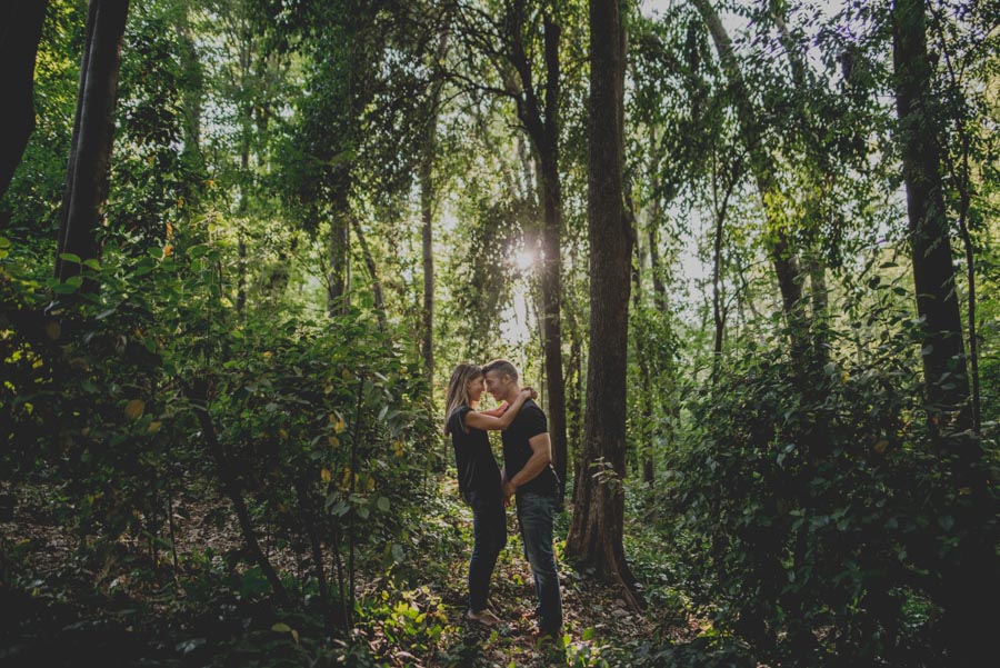 Pre Boda Maria y Nacho. Fotografias de Pre Boda en el Bosque de la Alhambra. Fran Ménez Fotógrafo 11