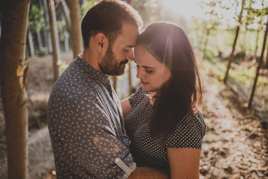 Reportaje de Pareja en el entorno de la Vega de Granada. Carla y Pedro. Fran Ménez Fotógrafo en Granada 15