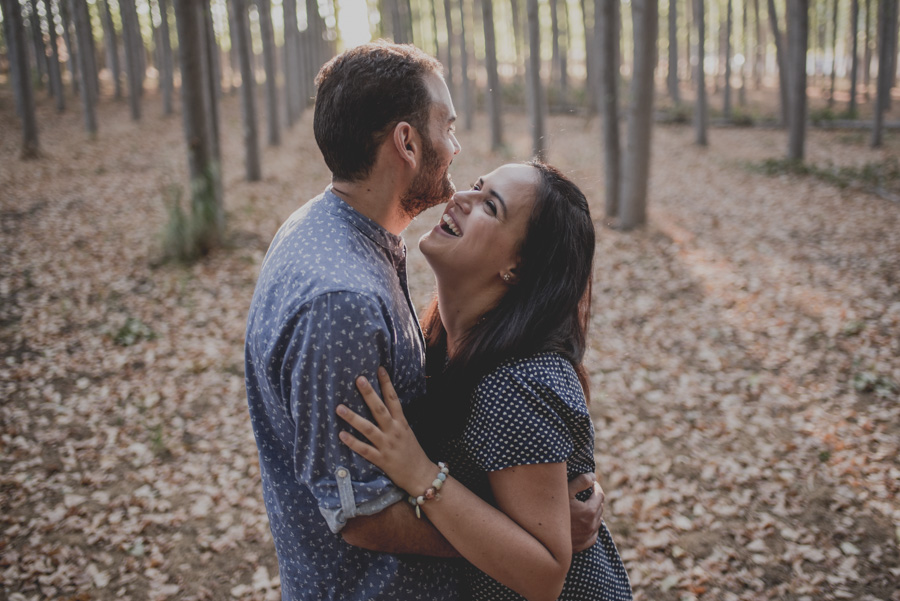Reportaje de Pareja en el entorno de la Vega de Granada. Carla y Pedro. Fran Ménez Fotógrafo en Granada 5