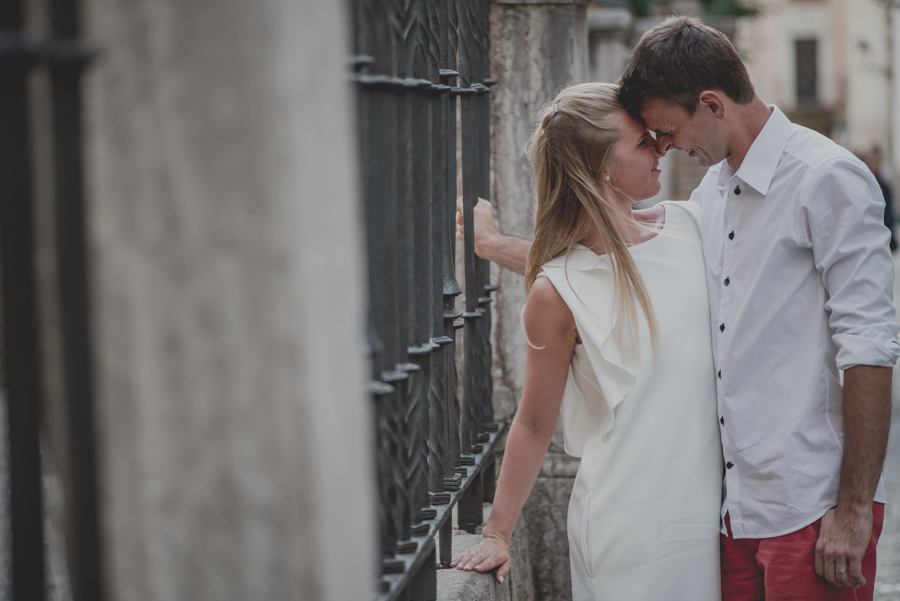 Kamila y Geminidas. Photoshoot in Granada. Couple session in Granada. Fran Ménez Photographer in Granada 16