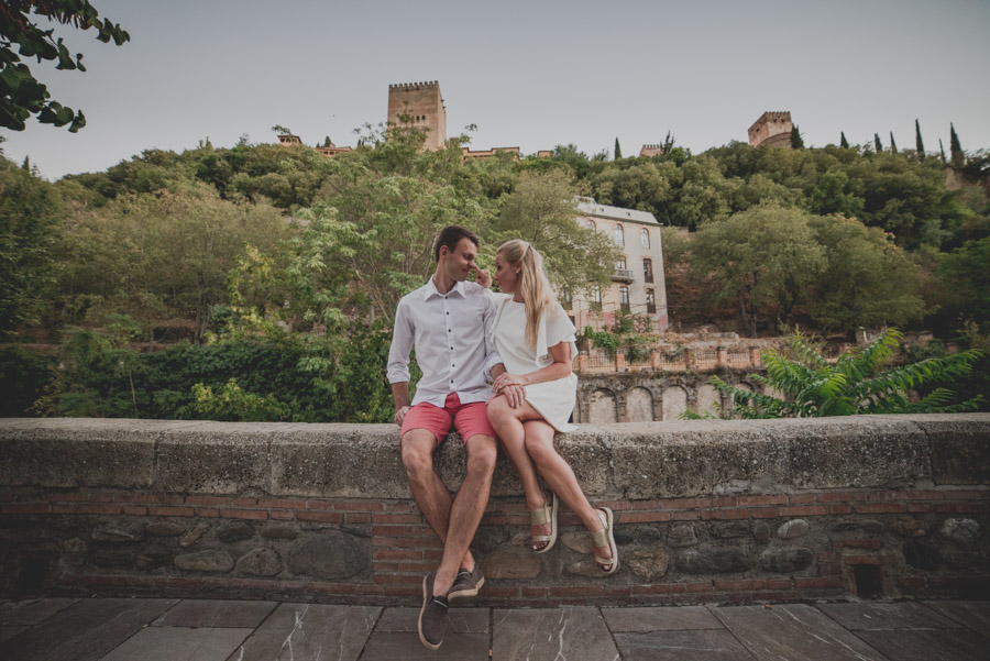 Kamila y Geminidas. Photoshoot in Granada. Couple session in Granada. Fran Ménez Photographer in Granada 22