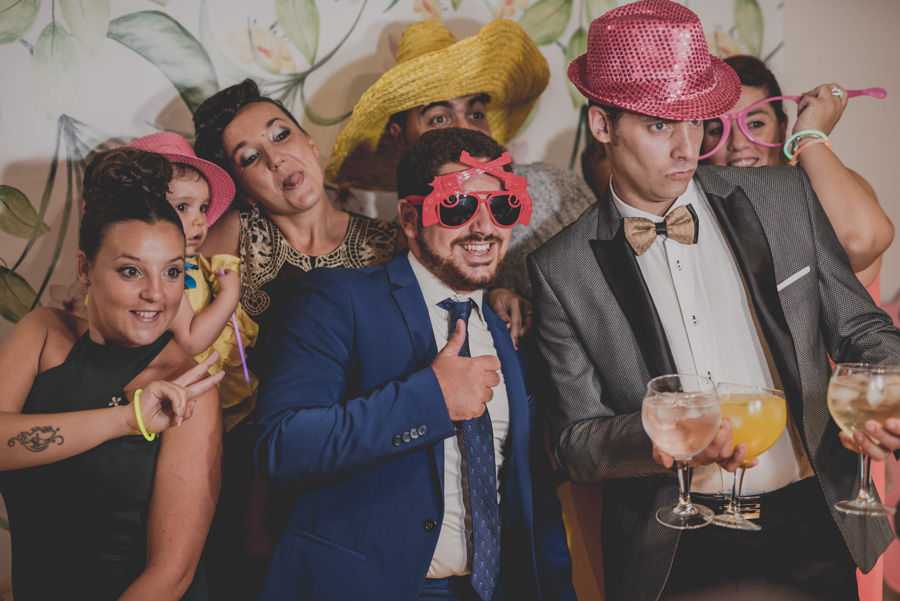 Eva y Eloy. Fotografias de Boda en los Jardines de Siddharta, Huetor Vega, Granada. Fran Ménez Fotógrafo de Bodas. 116