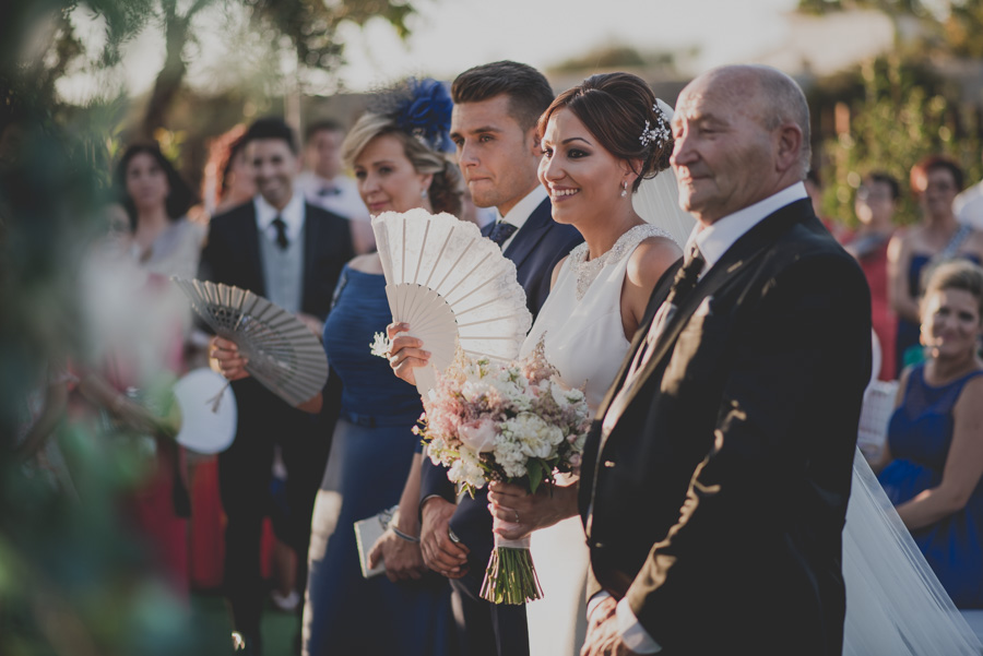 Eva y Eloy. Fotografias de Boda en los Jardines de Siddharta, Huetor Vega, Granada. Fran Ménez Fotógrafo de Bodas. 45