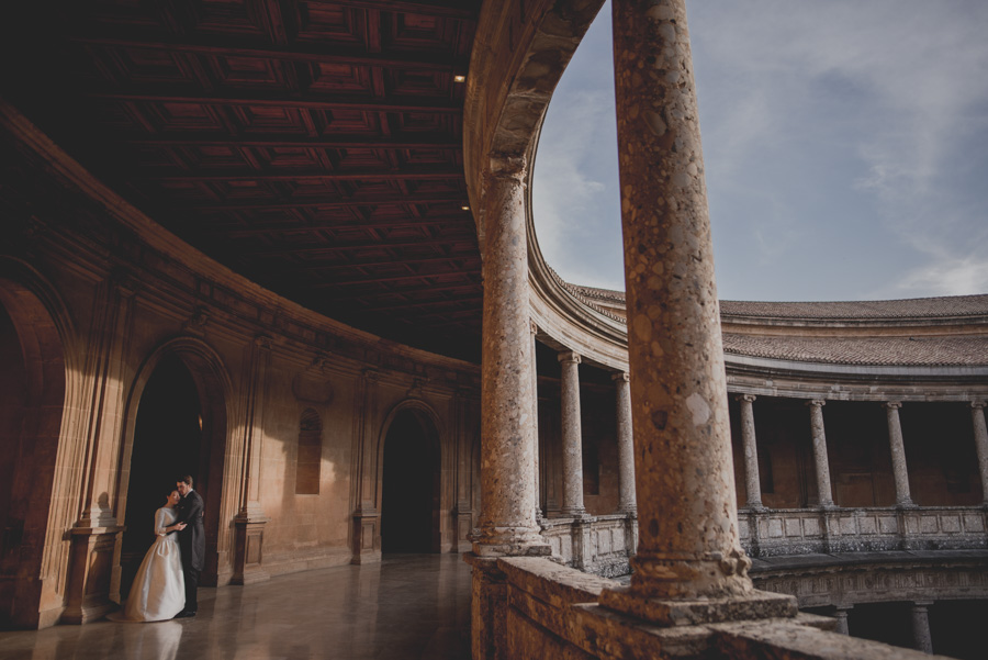Post Boda en los alrededores de la Alhambra. Fran Menez Fotógrafos de Boda en Granada. 23