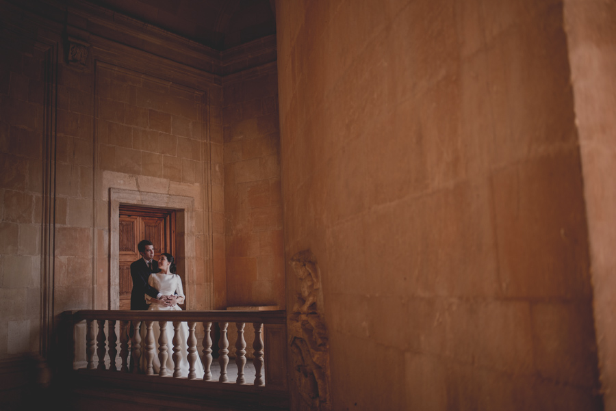 Post Boda en los alrededores de la Alhambra. Fran Menez Fotógrafos de Boda en Granada. 25
