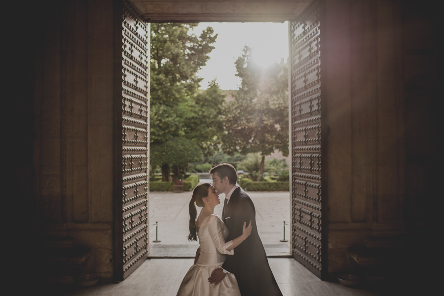 Post Boda en los alrededores de la Alhambra. Fran Menez Fotógrafos de Boda en Granada. 29