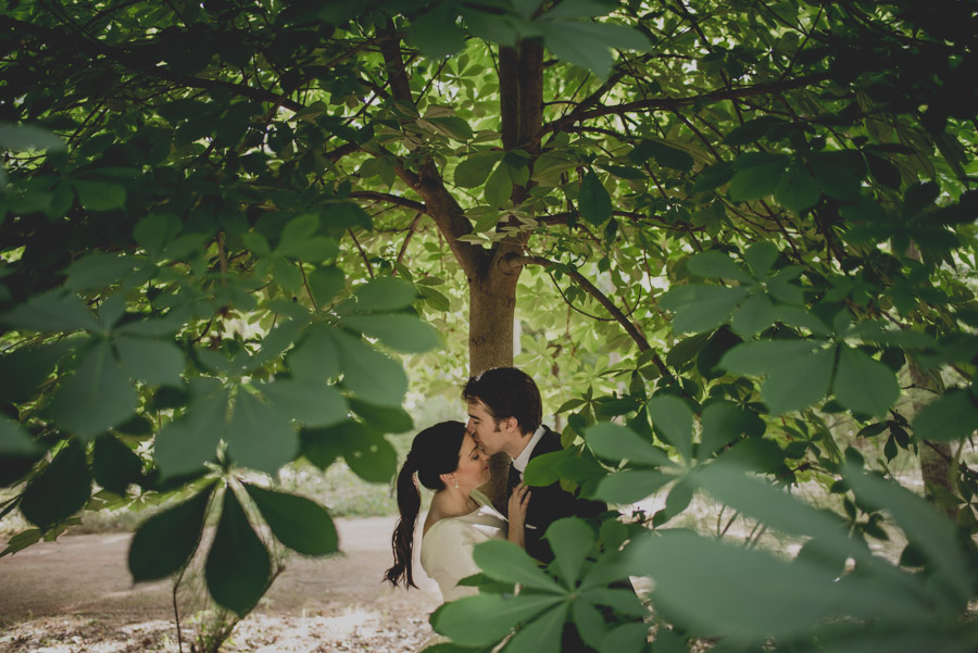 Post Boda en los alrededores de la Alhambra. Fran Menez Fotógrafos de Boda en Granada. 3