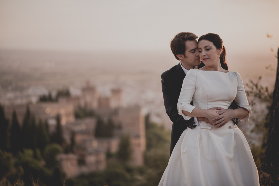 Post Boda en los alrededores de la Alhambra. Fran Menez Fotógrafos de Boda en Granada. 34