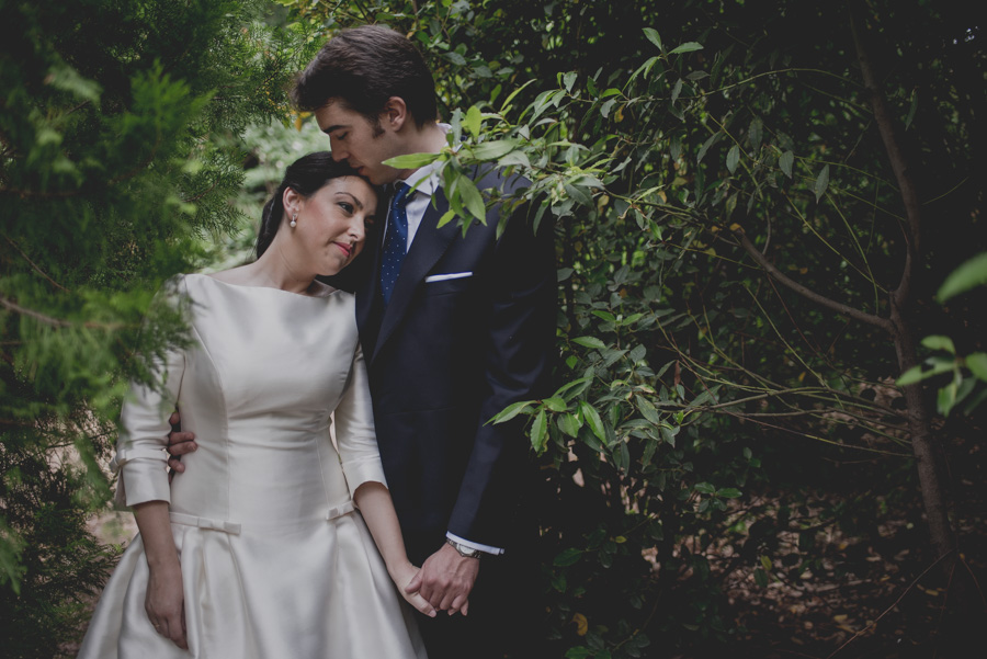 Post Boda en los alrededores de la Alhambra. Fran Menez Fotógrafos de Boda en Granada. 5