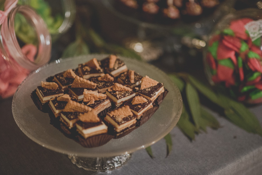 Boda en la Iglesia San Pedro y San Pablo. Celebración en Hotel Santa Paula. Marta y Cameron 103
