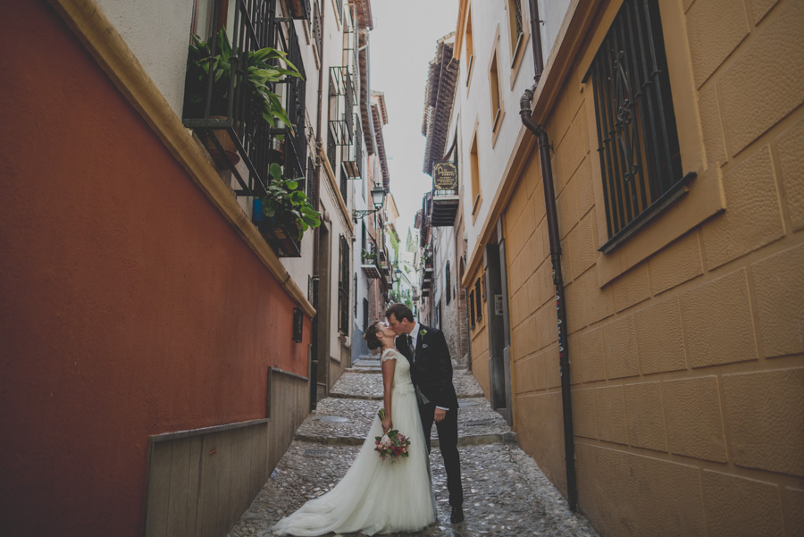 Boda en la Iglesia San Pedro y San Pablo. Celebración en Hotel Santa Paula. Marta y Cameron 48